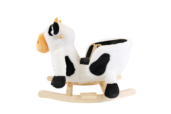 Met geluidsknop in zijn oor