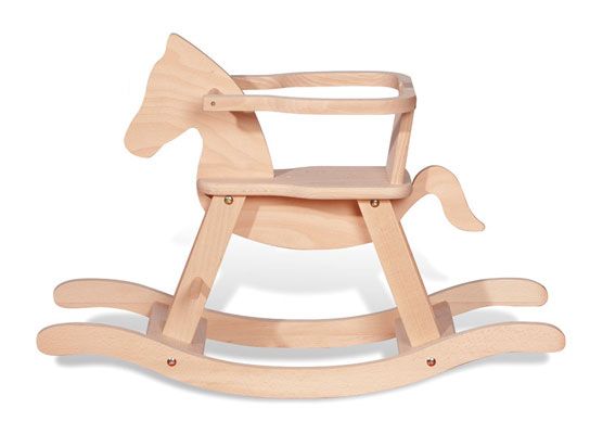 Houten schommelpaard Pinolino.